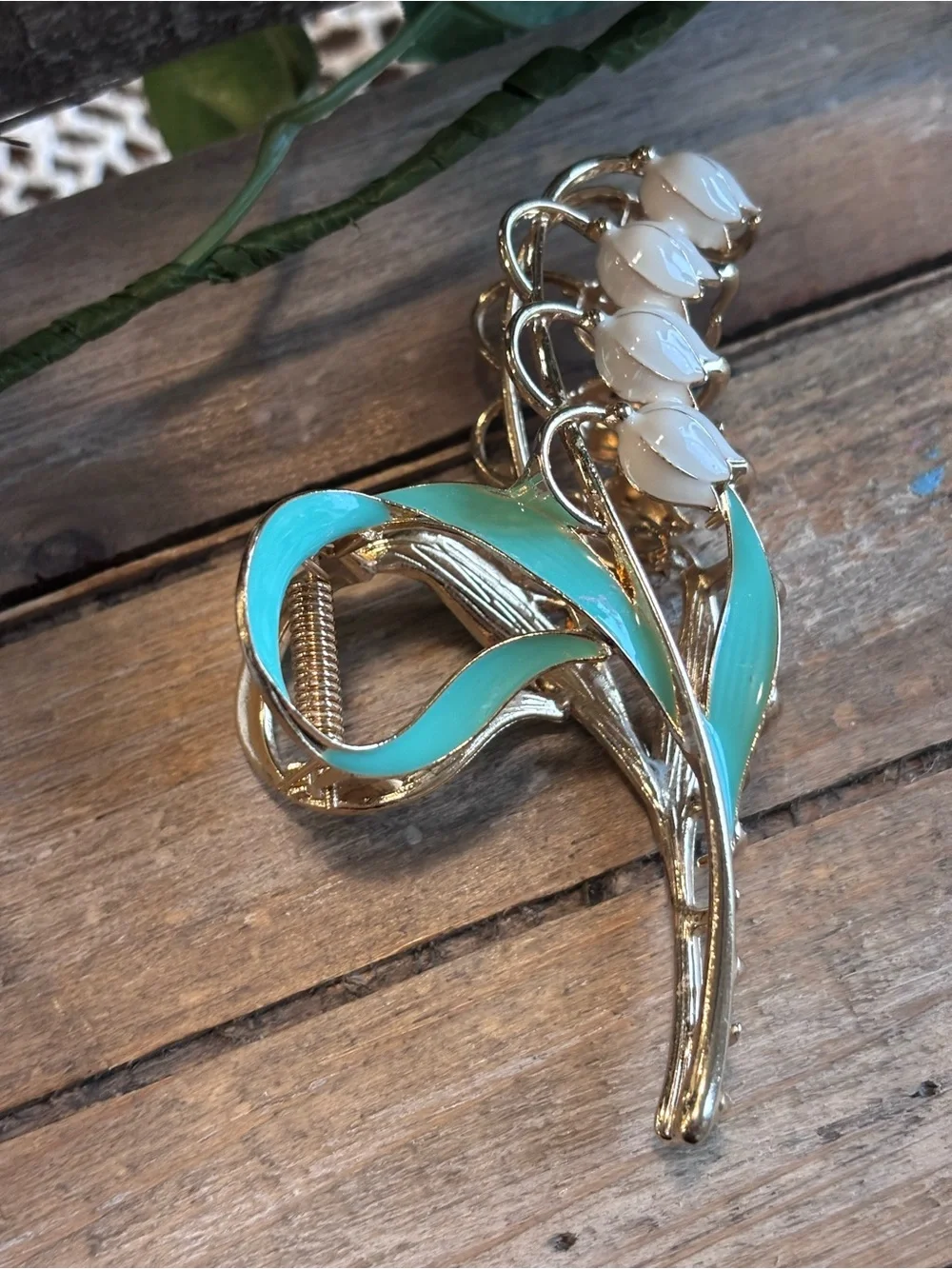 GORGEOUS FLOWER DESIGNER HAIR CLAW BOHO NEW